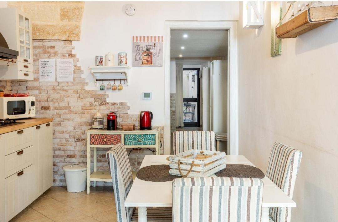 Apartamento Casa Melania Bríndisi Habitación foto