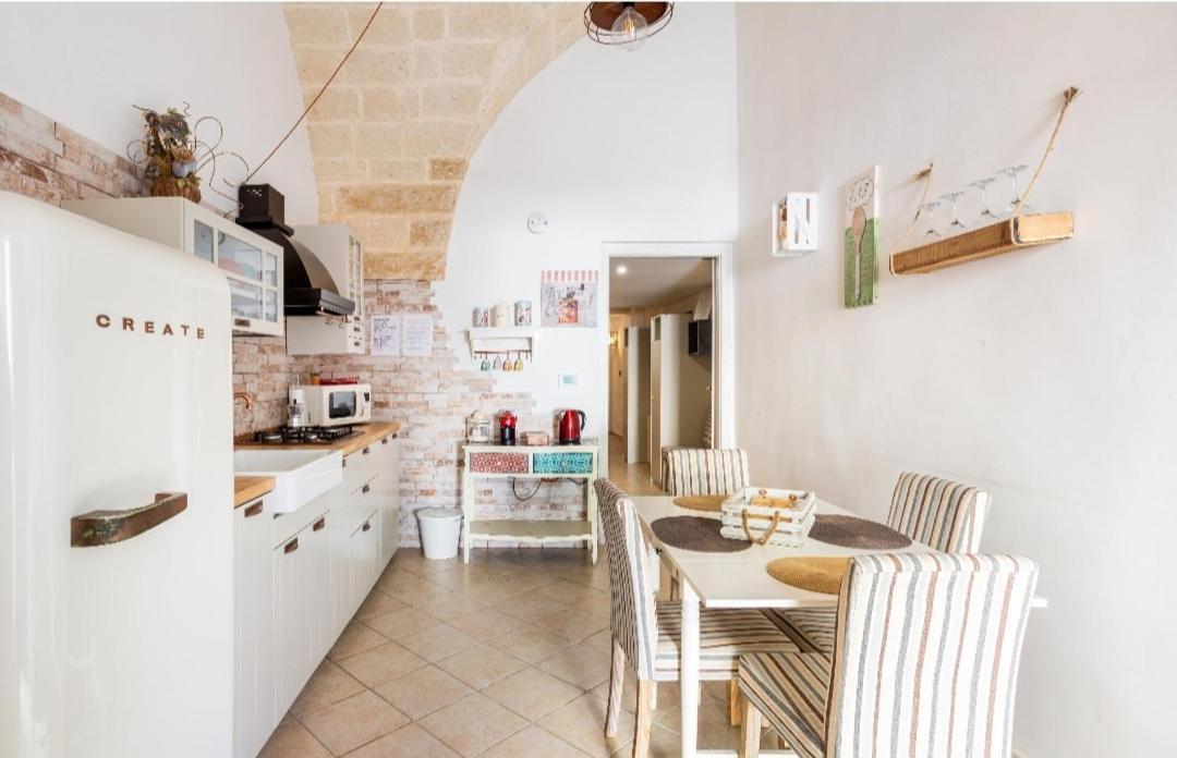 Apartamento Casa Melania Bríndisi Habitación foto