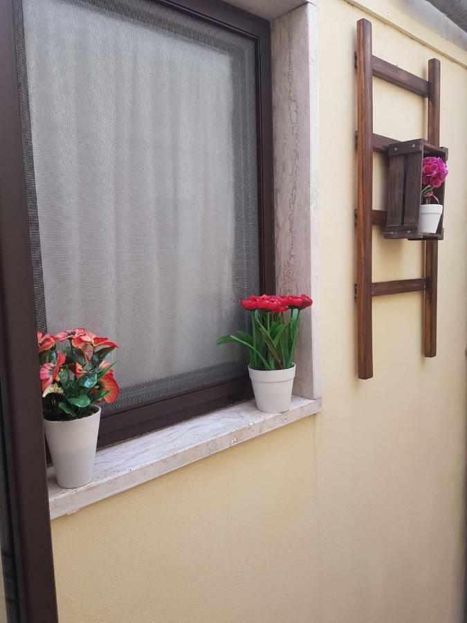 Apartamento Casa Melania Bríndisi Exterior foto
